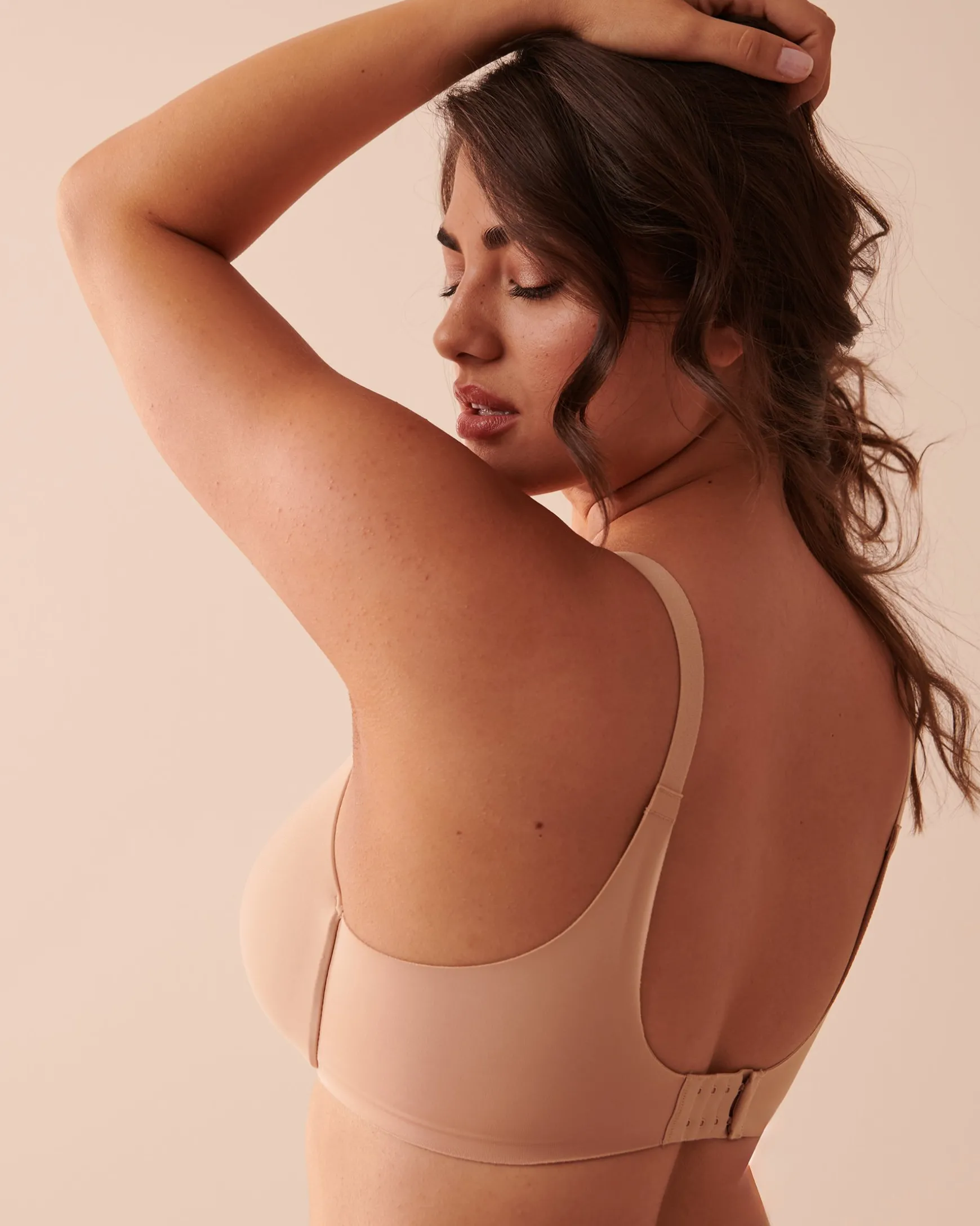 Lightly Lined Sleek Back Bra