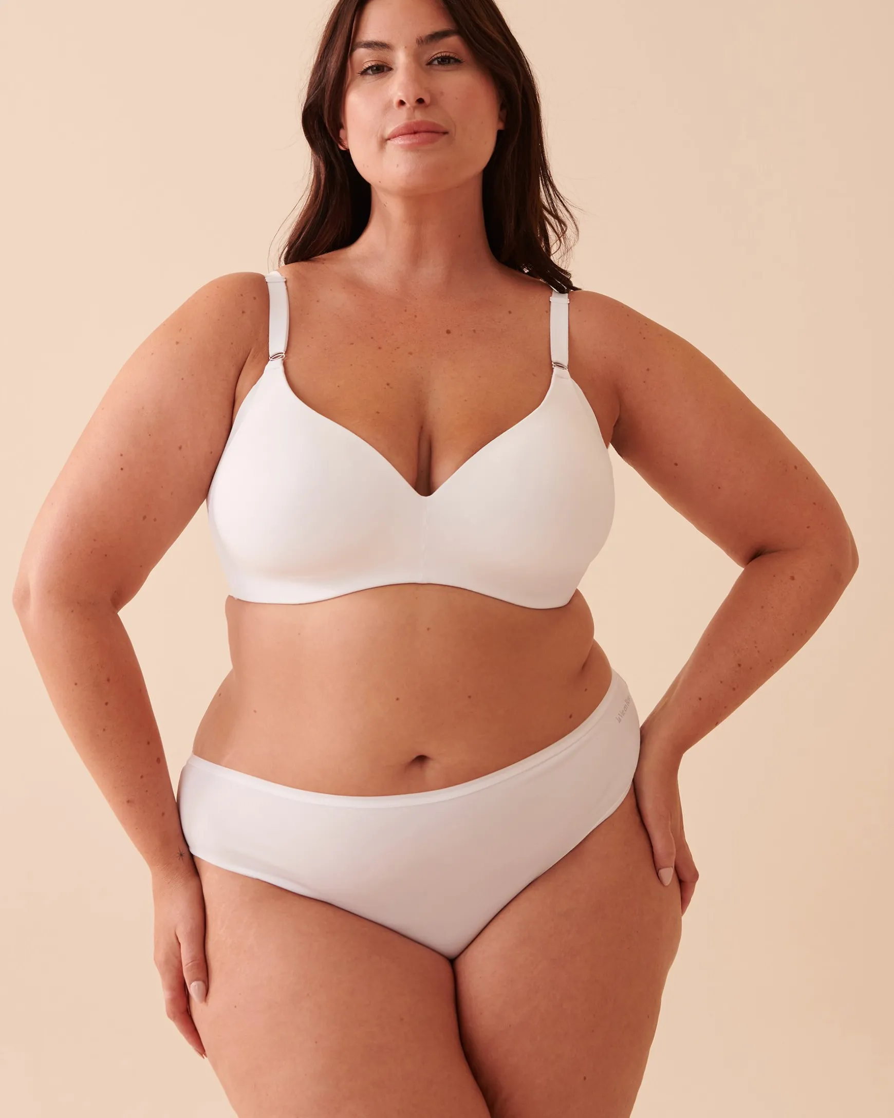 Lightly Lined Wireless Sleek Back Bra