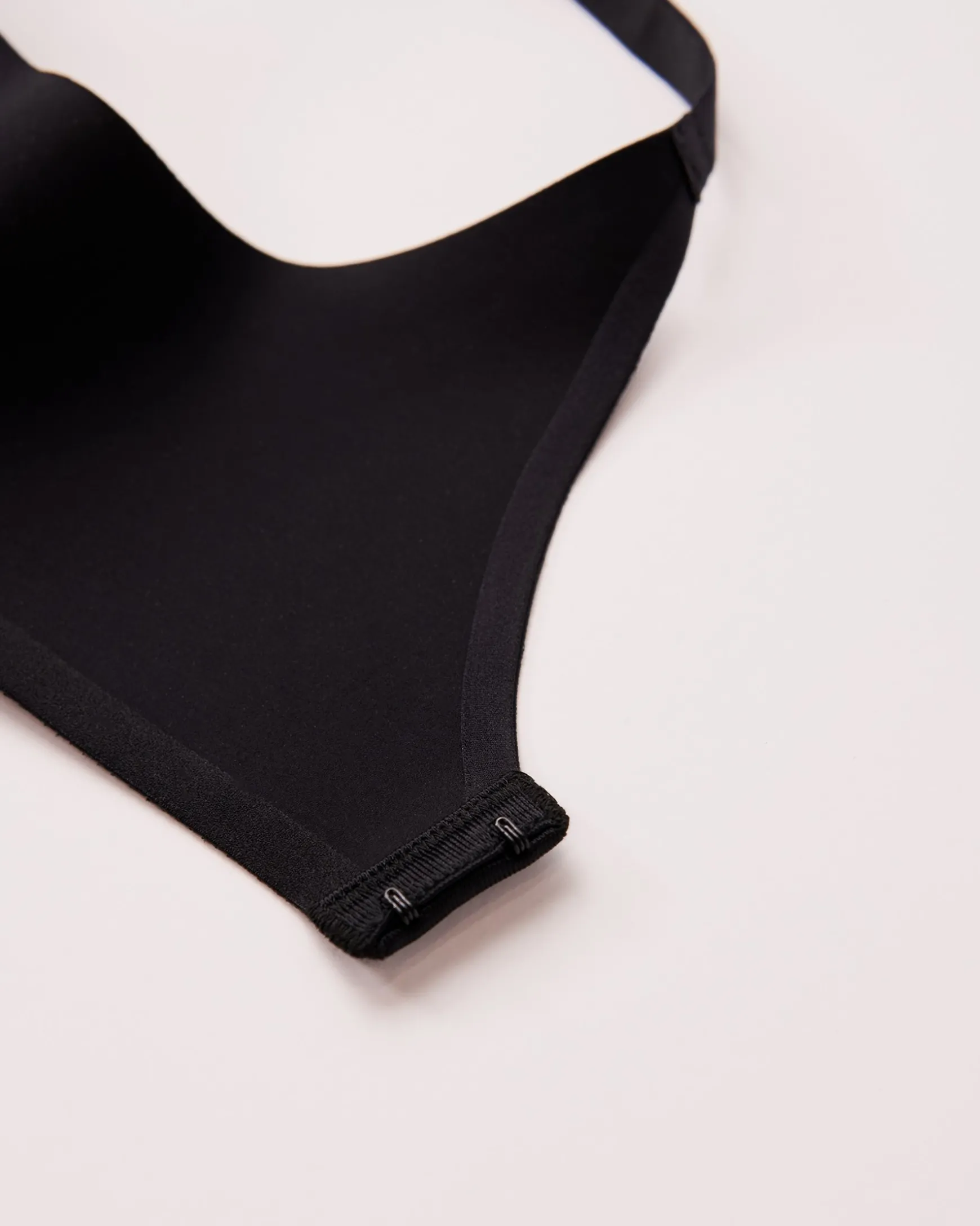 Lightly Lined Wireless Sleek Back Bra