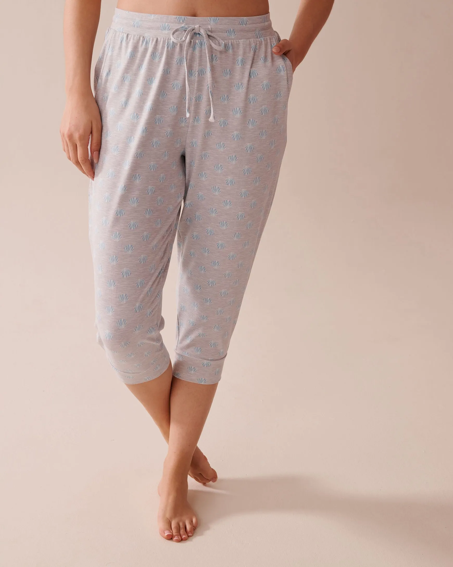 Seashell Print Super Soft Pajama Capris